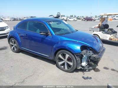 VOLKSWAGEN BEETLE 2013