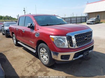 NISSAN TITAN 2017
