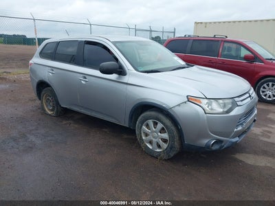 MITSUBISHI OUTLANDER 2015