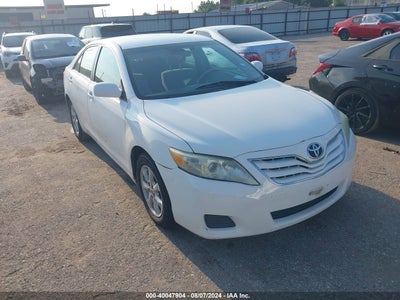 TOYOTA CAMRY 2011