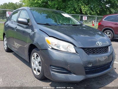 TOYOTA MATRIX 2010