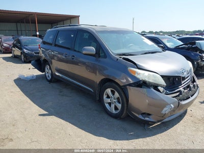 TOYOTA SIENNA 2012