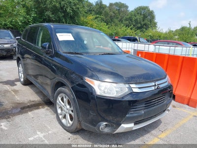 MITSUBISHI OUTLANDER 2015