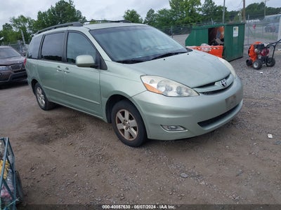 TOYOTA SIENNA 2022