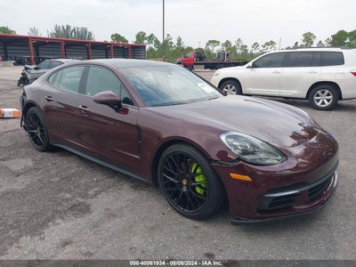 PORSCHE PANAMERA 2018