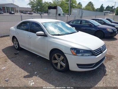 VOLKSWAGEN PASSAT 2.5 2013