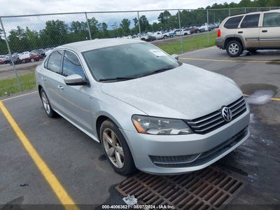 VOLKSWAGEN PASSAT 2014