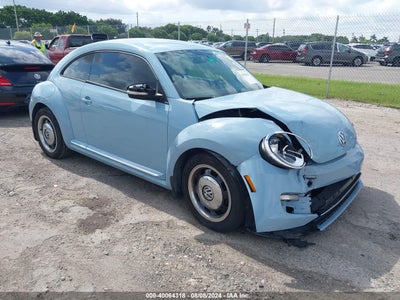 VOLKSWAGEN BEETLE 2016