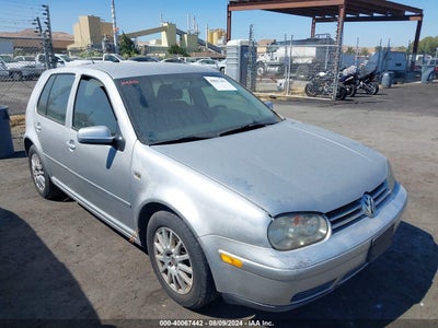 VOLKSWAGEN GOLF 2003