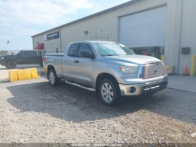 TOYOTA TUNDRA 2011