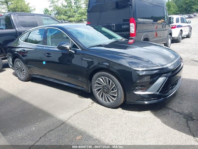 HYUNDAI SONATA HYBRID 2024