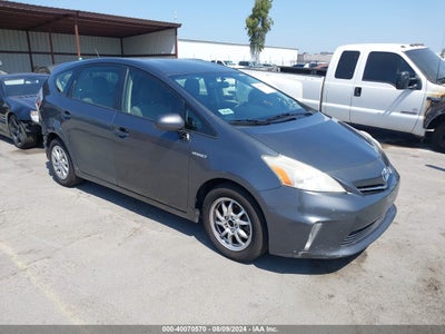 TOYOTA PRIUS V 2014