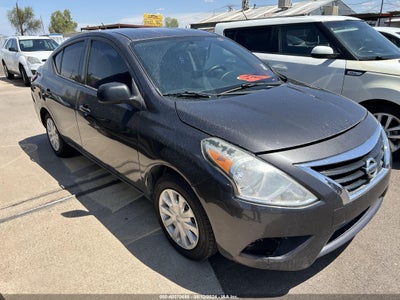 NISSAN VERSA 2015