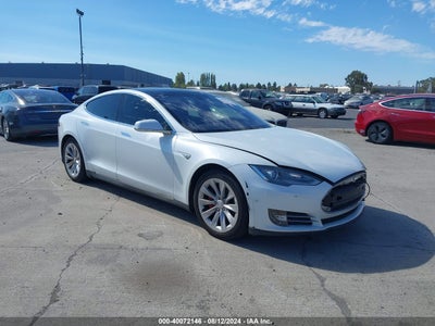 TESLA MODEL S 2015