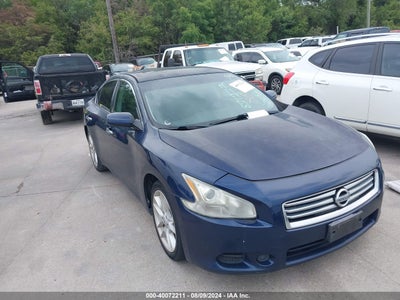 NISSAN MAXIMA 2012