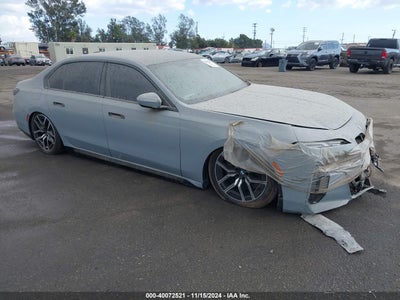 BMW 740 2024