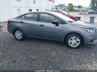 NISSAN VERSA 2020