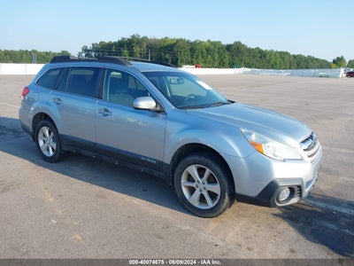 SUBARU OUTBACK 2014