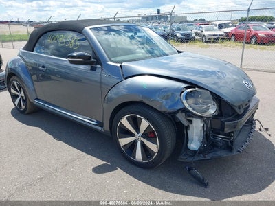 VOLKSWAGEN BEETLE 2015