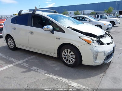 TOYOTA PRIUS PLUG-IN 2014