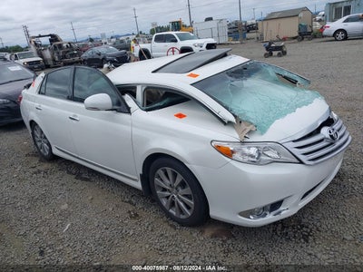 TOYOTA AVALON 2011