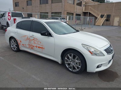 INFINITI G37 2013