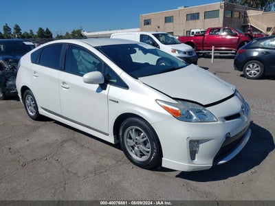 TOYOTA PRIUS 2014