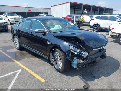 FORD TAURUS 2019