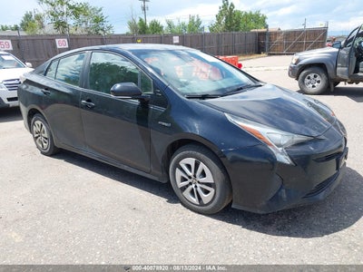 TOYOTA PRIUS 2016