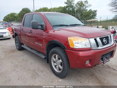 NISSAN TITAN 2014