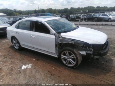 VOLKSWAGEN PASSAT 2013