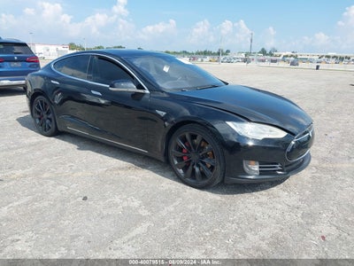 TESLA MODEL S 2015