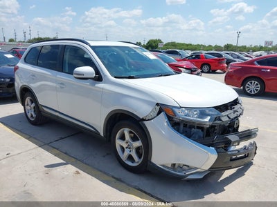 MITSUBISHI OUTLANDER 2016