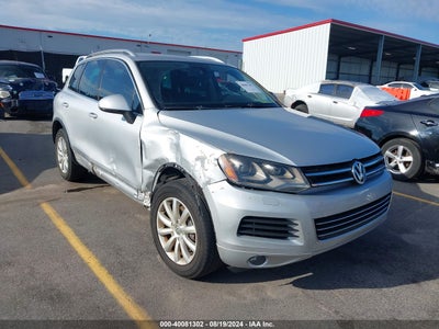 VOLKSWAGEN TOUAREG 2011