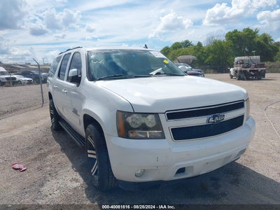 CHEVROLET SUBURBAN 1500 2011