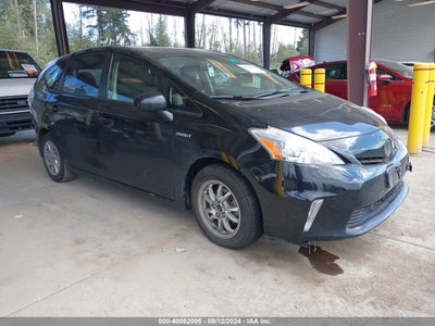 TOYOTA PRIUS V 2014