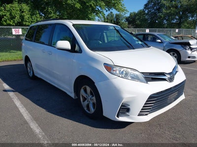 TOYOTA SIENNA 2018