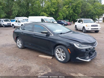 CHRYSLER 200 2015