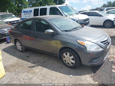 NISSAN VERSA 2017