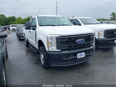 FORD F-250 2024
