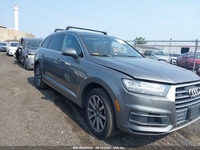 AUDI Q7 2017