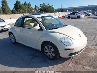 VOLKSWAGEN NEW BEETLE 2008