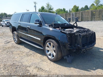 CADILLAC ESCALADE ESV 2019