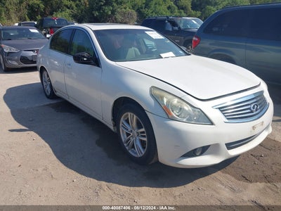 INFINITI JOURNEY 2011