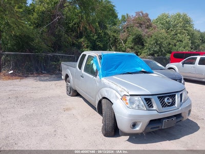 NISSAN FRONTIER 2017