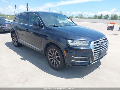 AUDI Q7 2017