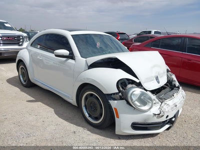 VOLKSWAGEN BEETLE 2012