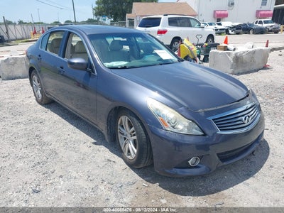 INFINITI JOURNEY 2010