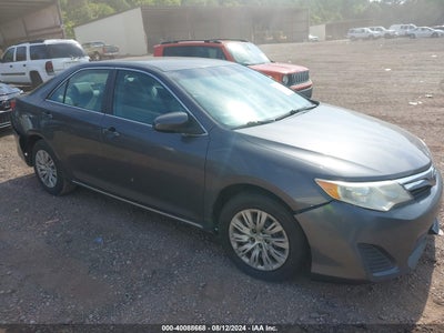 TOYOTA CAMRY 2013