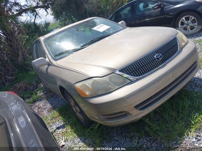 TOYOTA AVALON 2001
